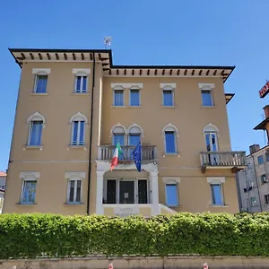 Otel Montepiana **