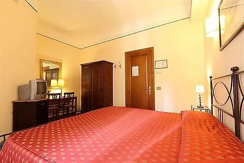 ** Oda ve Kahvaltı B&B Relais Il Campanile Floransa İtalya