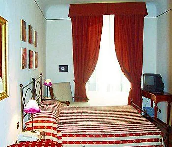 B&B Relais Il Campanile Firenze 2*,
